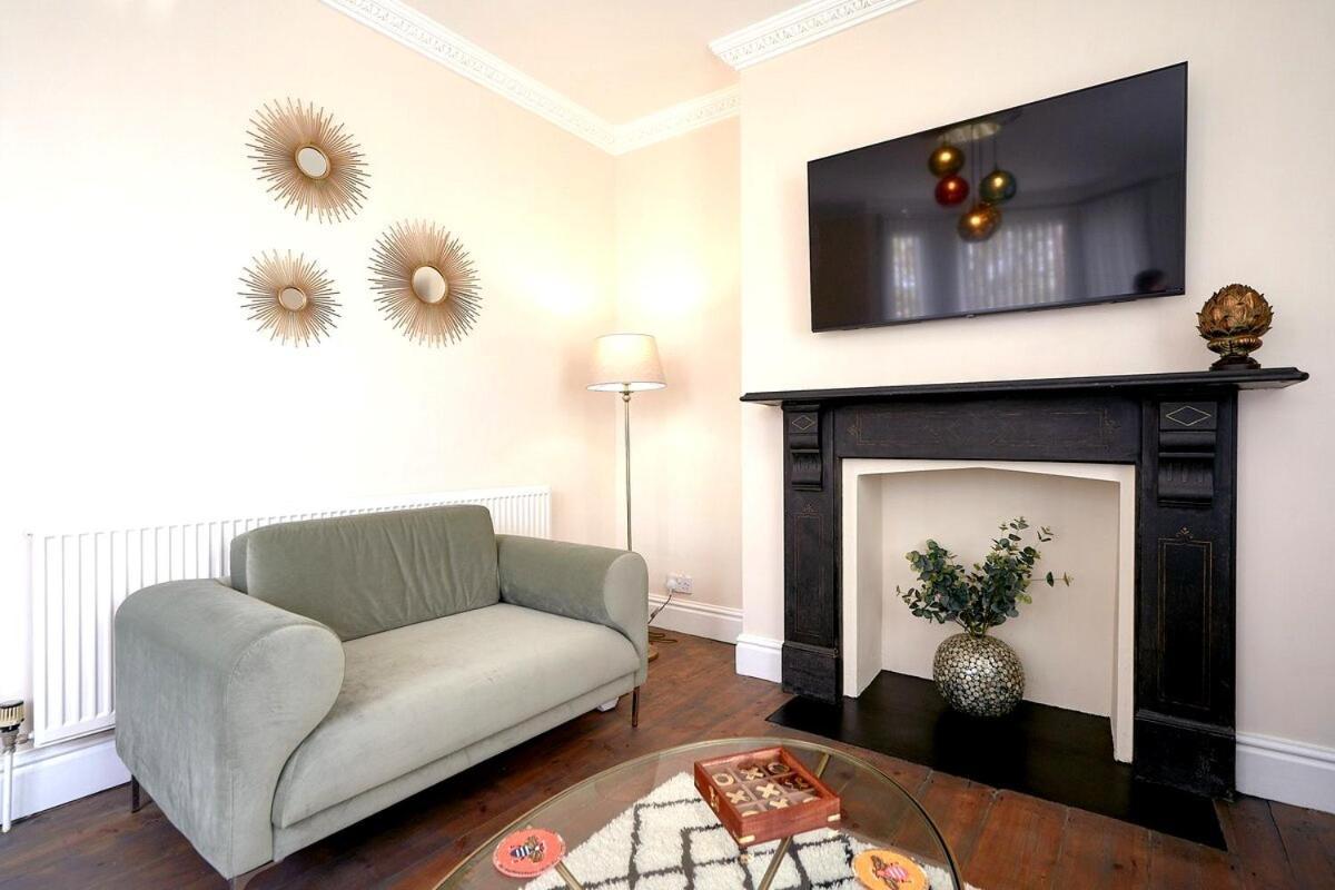 Stunning Ground Floor Apartment Near Southwold Luaran gambar